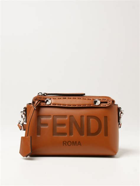 fendi umhängetasche damen|fendi damentaschen.